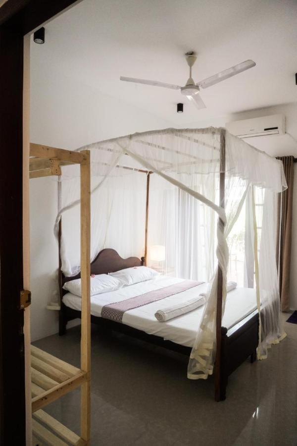 Jackie'S Guest House Mirissa Luaran gambar